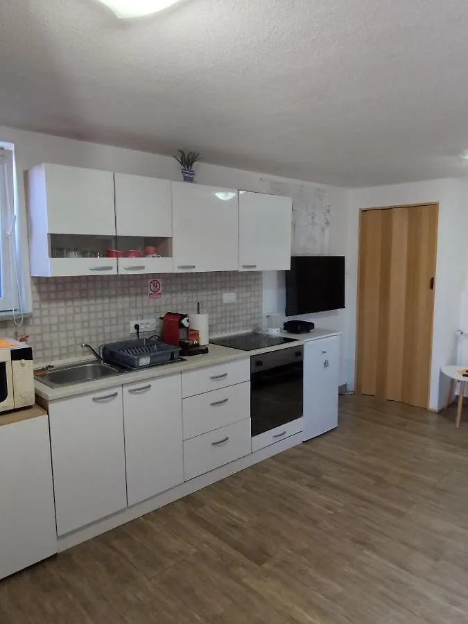 Studio apartman Dezire Buje 0*,  Croazia